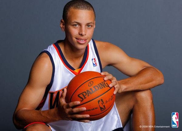 背身拿球 背身拿球